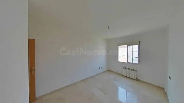 Amplio y Moderno Piso en el Corazón de Armilla — 3