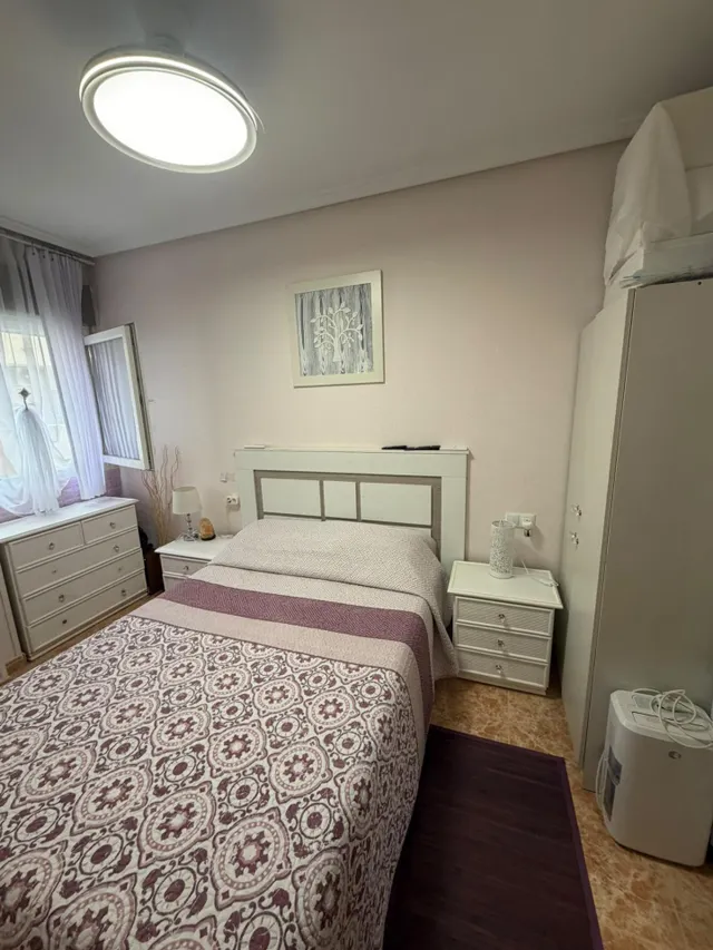 Apartamento con piscina compartida, Alicante, Torrevieja, Playa del Cura. 1 habitación | 54 m2 | A 900 metros del mar — 14