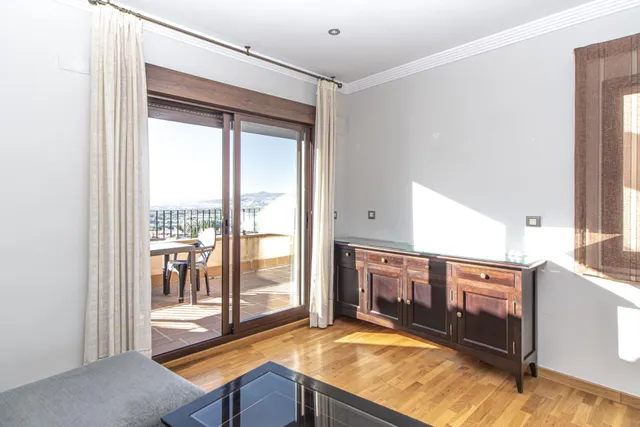 Ático a la venta en La Zubia ¡en rentabilidad! — 6