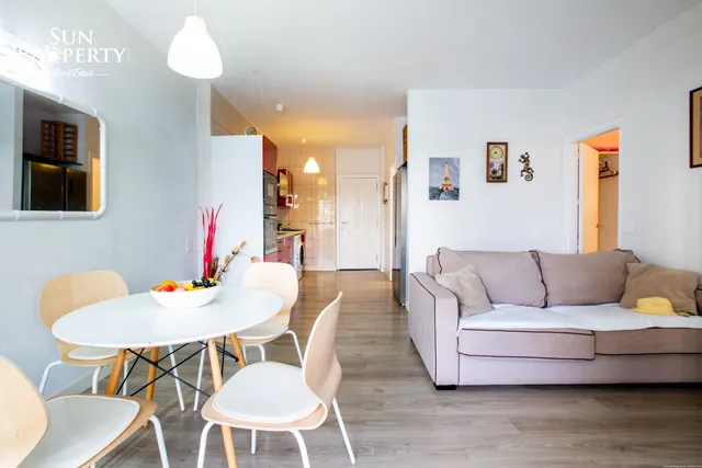 LUMINOSO APARTAMENTO CON TERRAZA A POCOS PASOS DEL MAR EN PL - foto 3