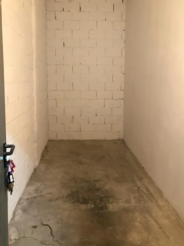 Piso en venta en Calle Pintor Soriano Quiros s/n — 18