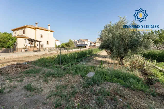 TERRENO URBANO 1060m EN LA ZUBIA — 12