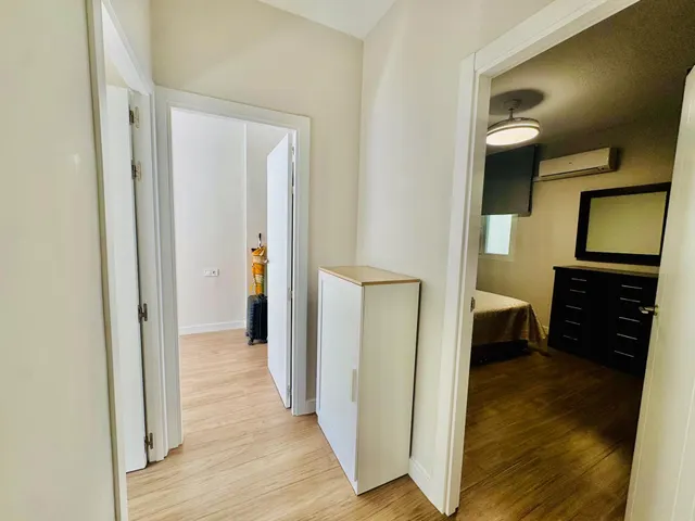 Fuengirola, Piso 3 Dormitorios, Terraza, a Pasos de la Playa, Céntrico — 28