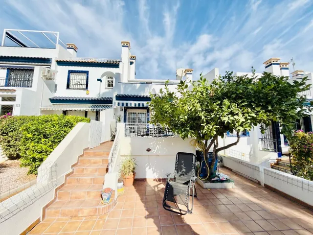 Casa 3 habitaciones 91m² en venta - Villamartín-Las Filipina - foto 4