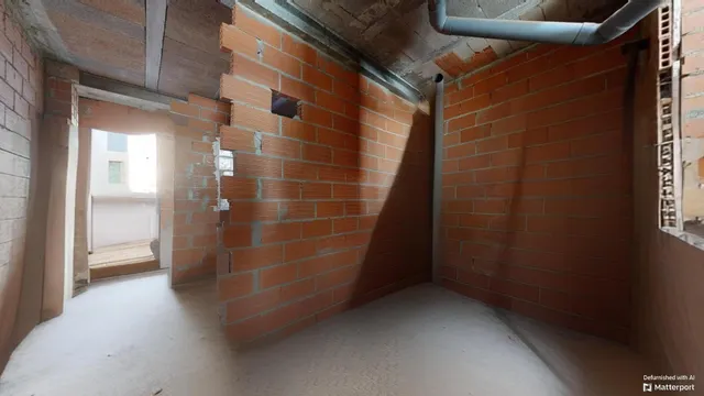 QUIERES VIVIR EN EL CENTRO DE BURRIANA Y TENER TU PROPIO NEGOCIO... — 47