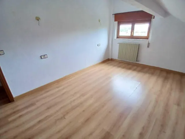 ESTUPENDA CASA  CON JARDIN EN VILLAREJO DE ORBIGO — 13