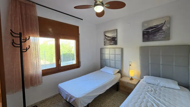 Chalet con piscina y licencia turística cerca del mar — 17