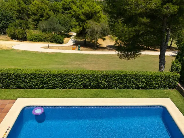 Magnífica villa en entorno privilegiado con excelentes vistas — 20
