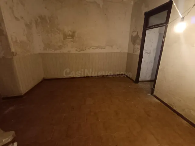 Se vende casa de dos alturas más altillo en el centro de Sin - foto 4