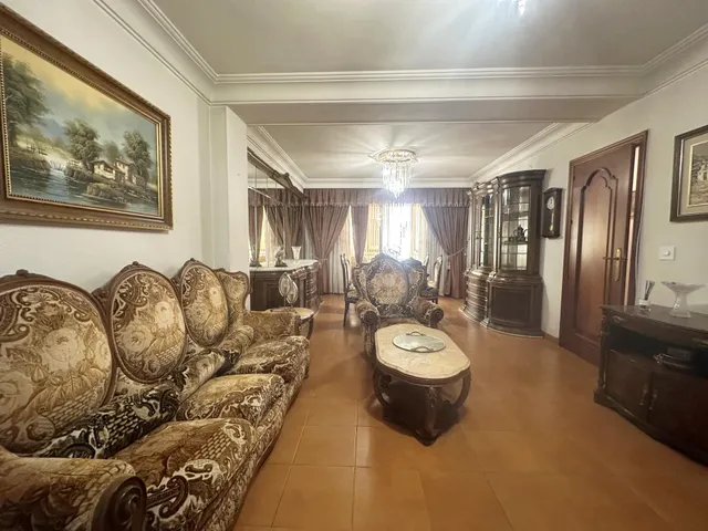 Apartamento con garaje a 300 m del mar — 22
