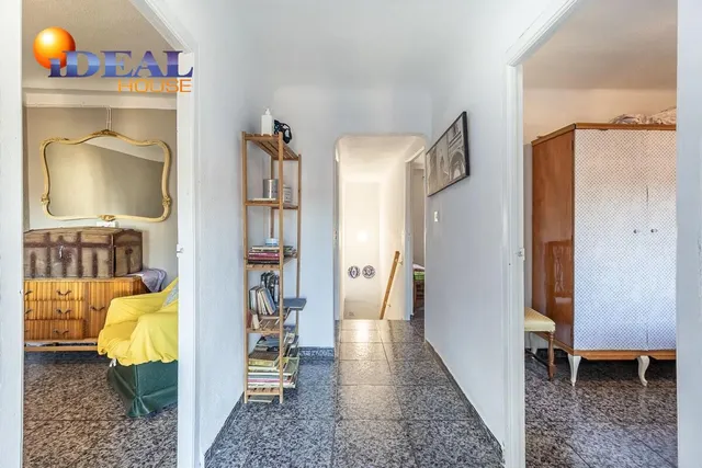 Amplia casa independiente de seis dormitorios a un paso del pantano de los Bermejales — 34