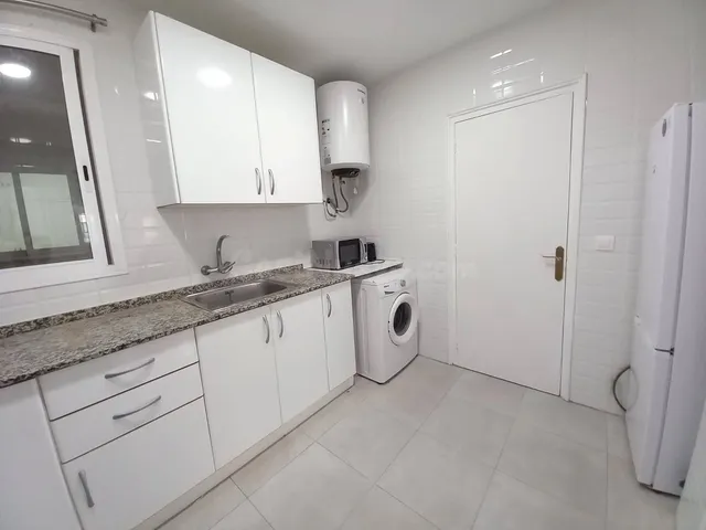 Bonita vivienda en la calle Salamanca - foto 5