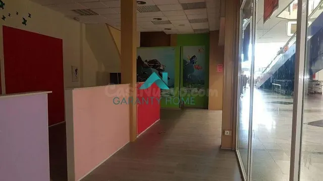 Local de alquiler en La Serna, Fuenlabrada - foto 2
