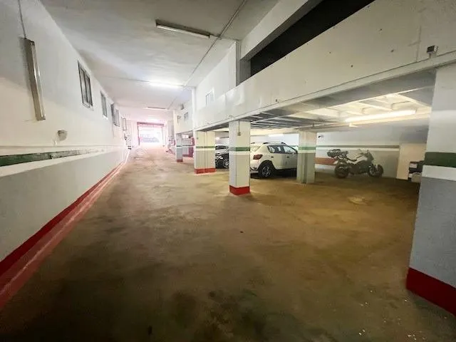 LOCAL COMERCIAL EN CENTRE LES PLANES DE SANT JOAN DESPI — 9