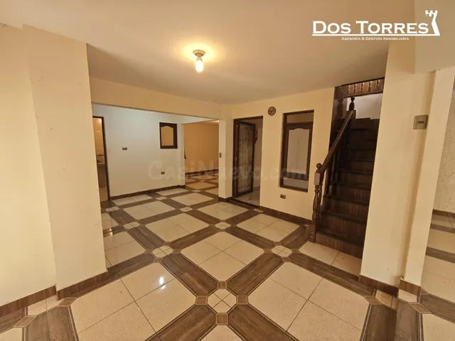 Casa 4 habitaciones 259m² en venta - Amancayas - foto 4