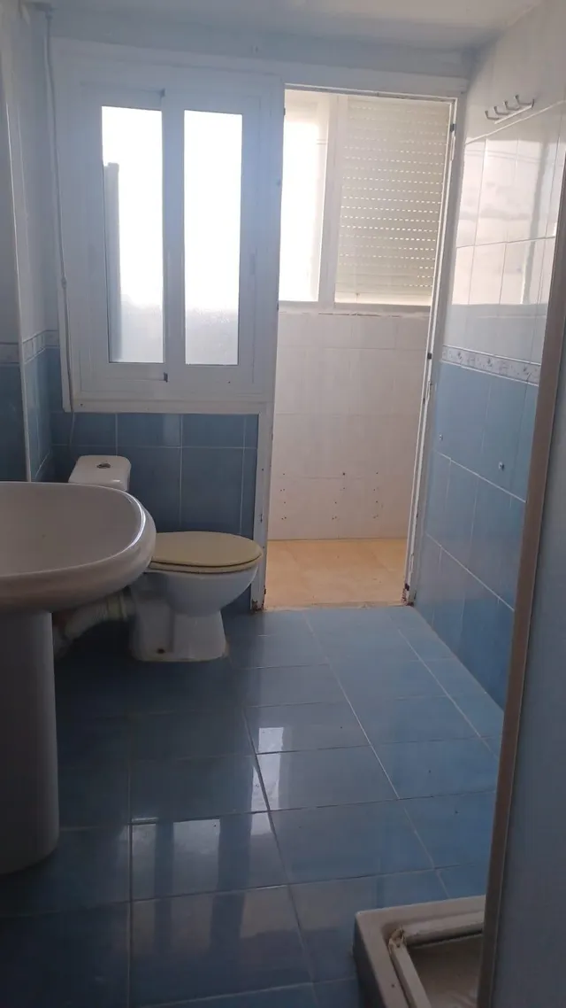 Piso con terraza, bien ubicado y SIN COMISIONES — 18