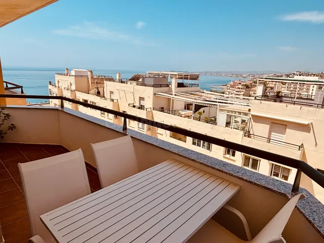ESPECTACULAR ÁTICO DÚPLEX EN TORREQUEBRADA – BENALMÁDENA - foto 2