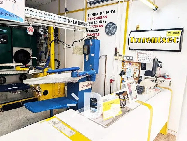 Traspaso de Tintorería Industrial en Torrent | Equipamiento Completo y Bajo Alquiler — 7