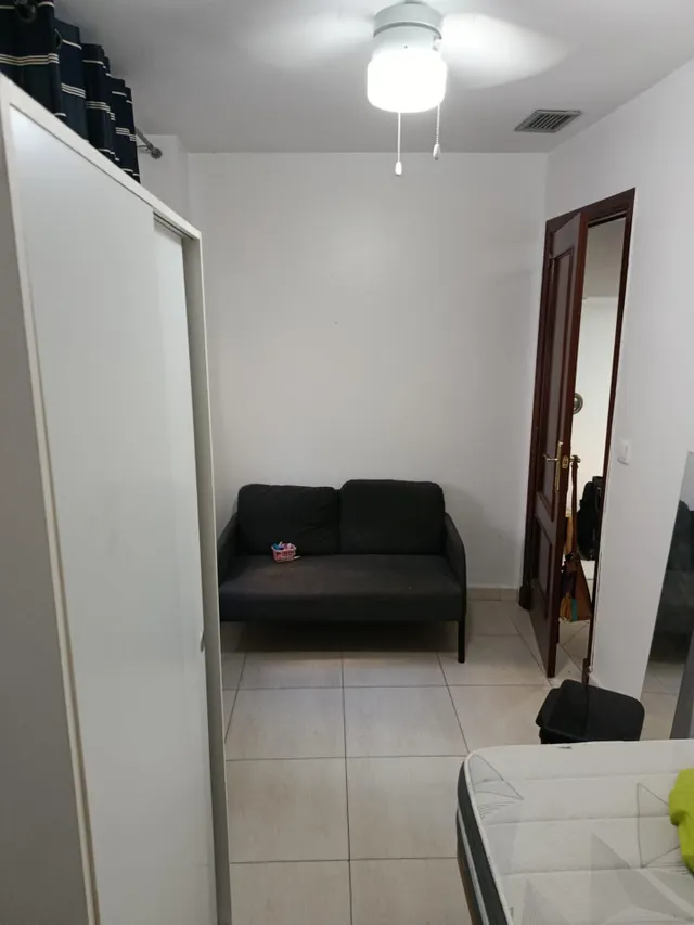 Piso en alquiler temporal en el centro con ascensor . — 11