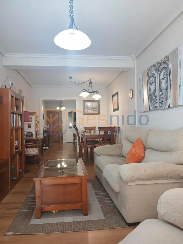PISO TOTALMENTE REFORMADO en OBISPO QUESADA (SEGOVIA) de 4 d - foto 3