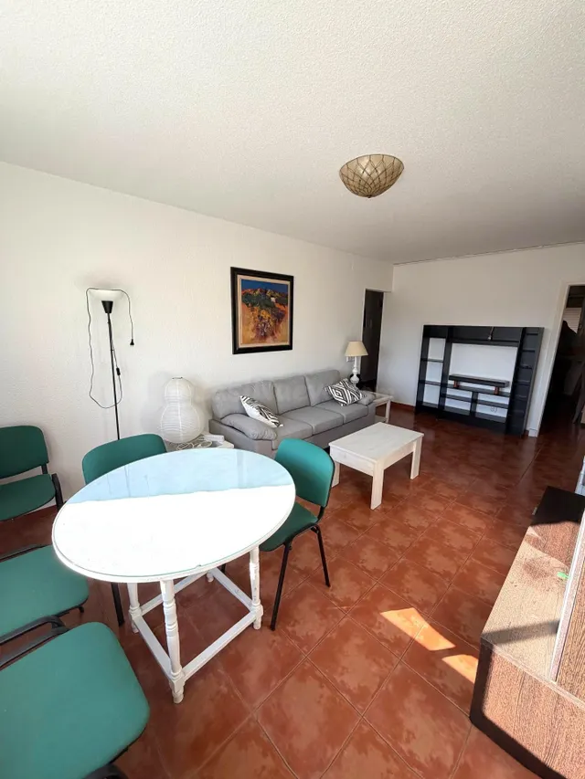 Piso de 3 habitaciones en Santa María de Gracia - foto 4