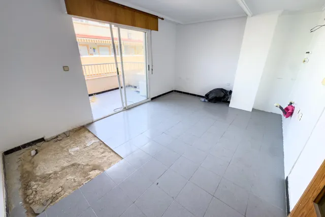Ático para Reformar en calle la Loma — 2