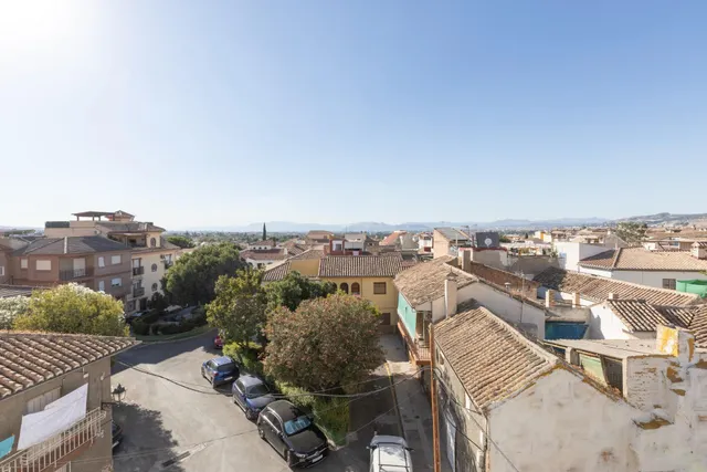 Edificio con gran potencial de inversión en La Zubia — 49