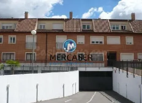 Garaje moto en venta en c. lobera, 13, Pedrezuela, Madrid - foto 2