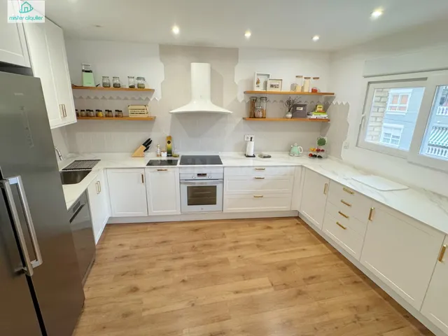 ELEGANTE APARTAMENTO REFORMADO EN PLENO CENTRO DE EL CAMPELL - foto 2