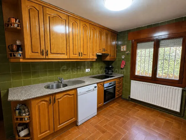 Casa-Chalet en Venta en Navas De Riofrio Segovia — 34