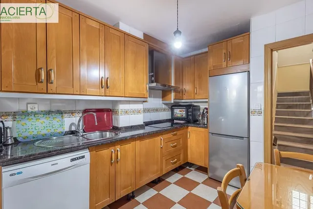 VIVIENDA con encanto en PALACIO DE DEPORTES — 8