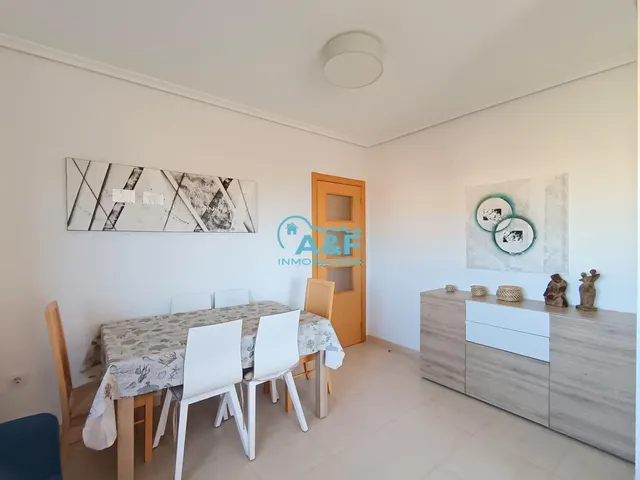 AYF INMOBILIARIA VENDE APARTAMENTO PRIMERA LINEA — 32