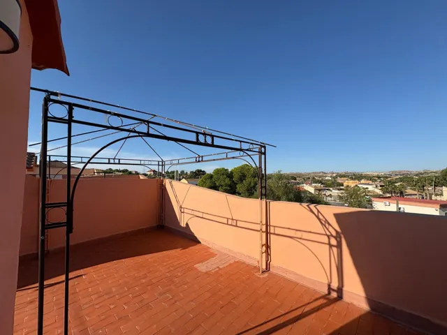 Espectacular Bungalow en El Rebolledo - Ideal para Entrar a Vivir por €305,000 — 28