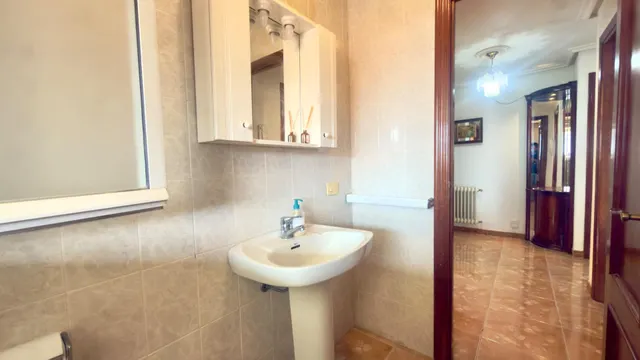 Piso de 4 Dormitorios con Terraza Esquinera de 35 m2 - Centro Villa — 15