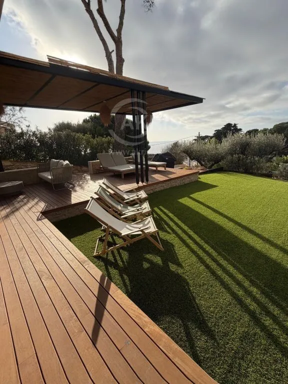 Chalet Independiente en Sant Feliu de Guíxols — 25