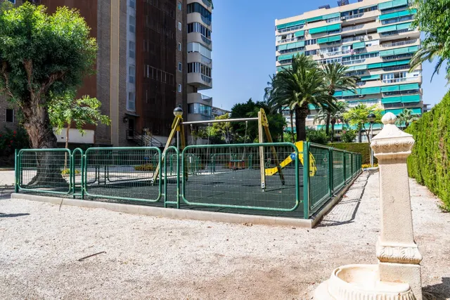 OPORTUNIDAD EN VENTA DE PISO DE 2 DORMITORIOS EN PLAYA DE SAN JUAN (ALICANTE) A 8 MINUTOS ANDANDO DE LA PLAYA — 46