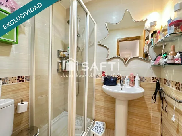 Piso de 3 habitaciones con ascensor y balcón — 17