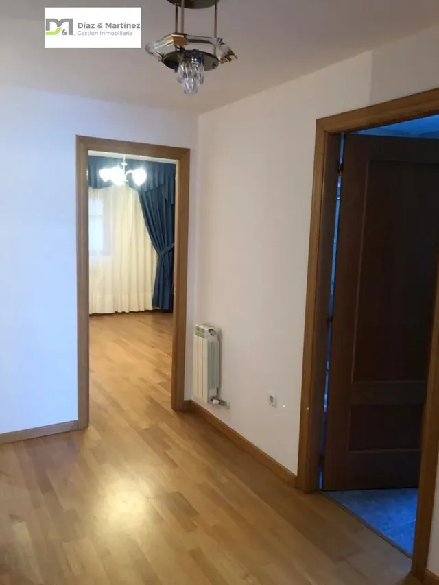 AMPLIO PISO DE 3 DORMITORIOS EN VILLANUEVA DE CARRIZO — 18