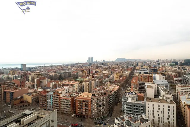 Atico Duplex con Vista a toda Barcelona — 10