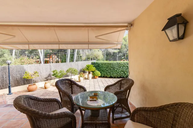 ESPECTACULAR CASA EN NAQUERA — 33