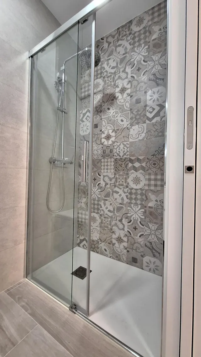 Apartamento SIN AMUEBLAR de un dormitorio y completamente reformado en la Plaza Cetina — 12
