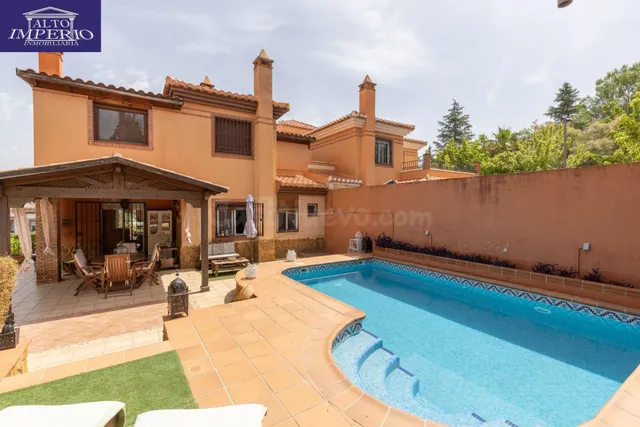 Exclusiva vivienda premium en La Zubia — 3
