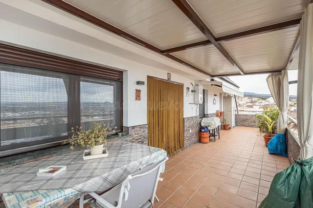 Exclusivo ático en Cajar. - foto 4