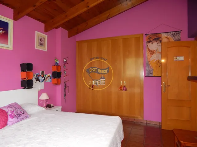OPORTUNIDAD AMPLIO CHALET CON PISCINA MUY PRÓXIMO A LA POBLACION DE ONTINYENT — 25