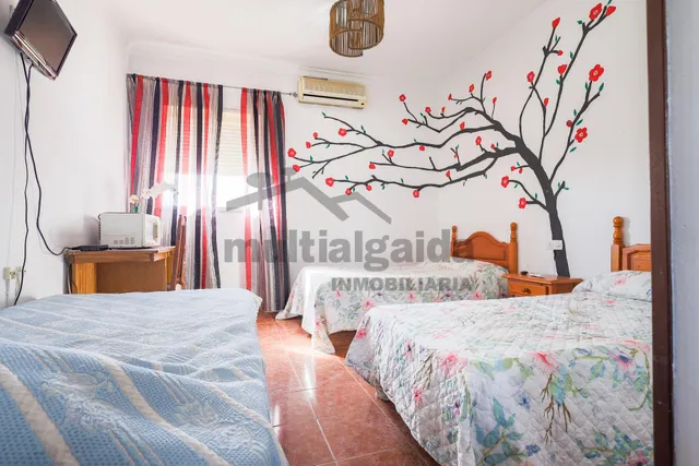 HOSTAL-RESTAURANTE EN SAN BENITO - LEBRIJA — 13