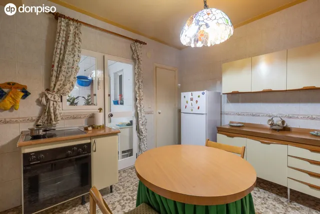 Amplia vivienda en pleno centro de Granada — 37
