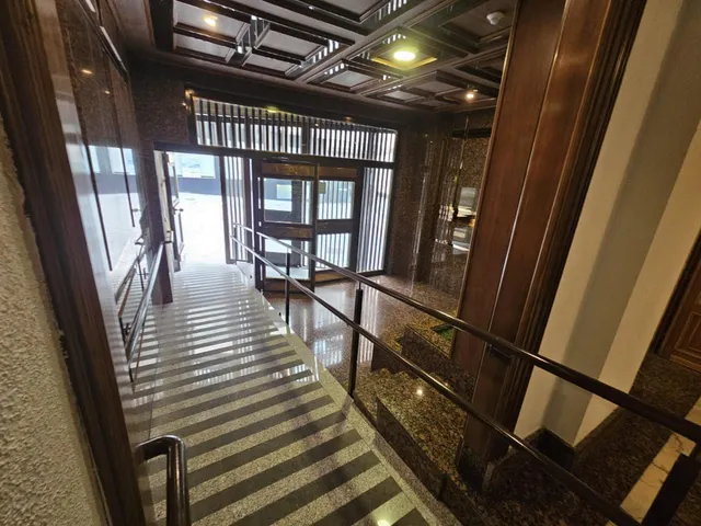 Exclusividad, amplitud y confort en el centro de Salamanca, 3 amplios dormitorios y plaza de garaje cerrada — 45