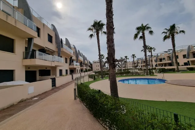 APARTAMENTO EN MIL PALMERAS CON VISTAS DESPEJADAS Y PISCINA COMUNITARIA A 650M DEL MAR — 14