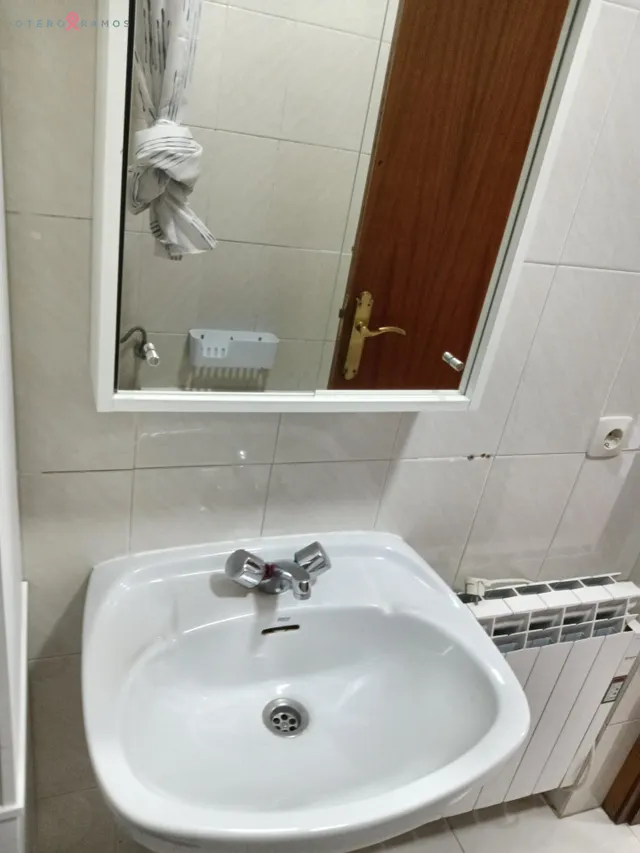 PISO EN ALQUILER EN RÚA ESPÍRITU SANTO, SANTIAGO — 31