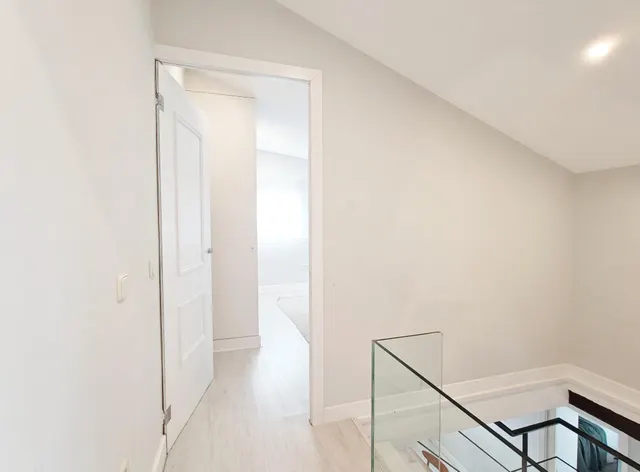 Dúplex 3 habitaciones 150m² en alquiler - Cortes — 40
